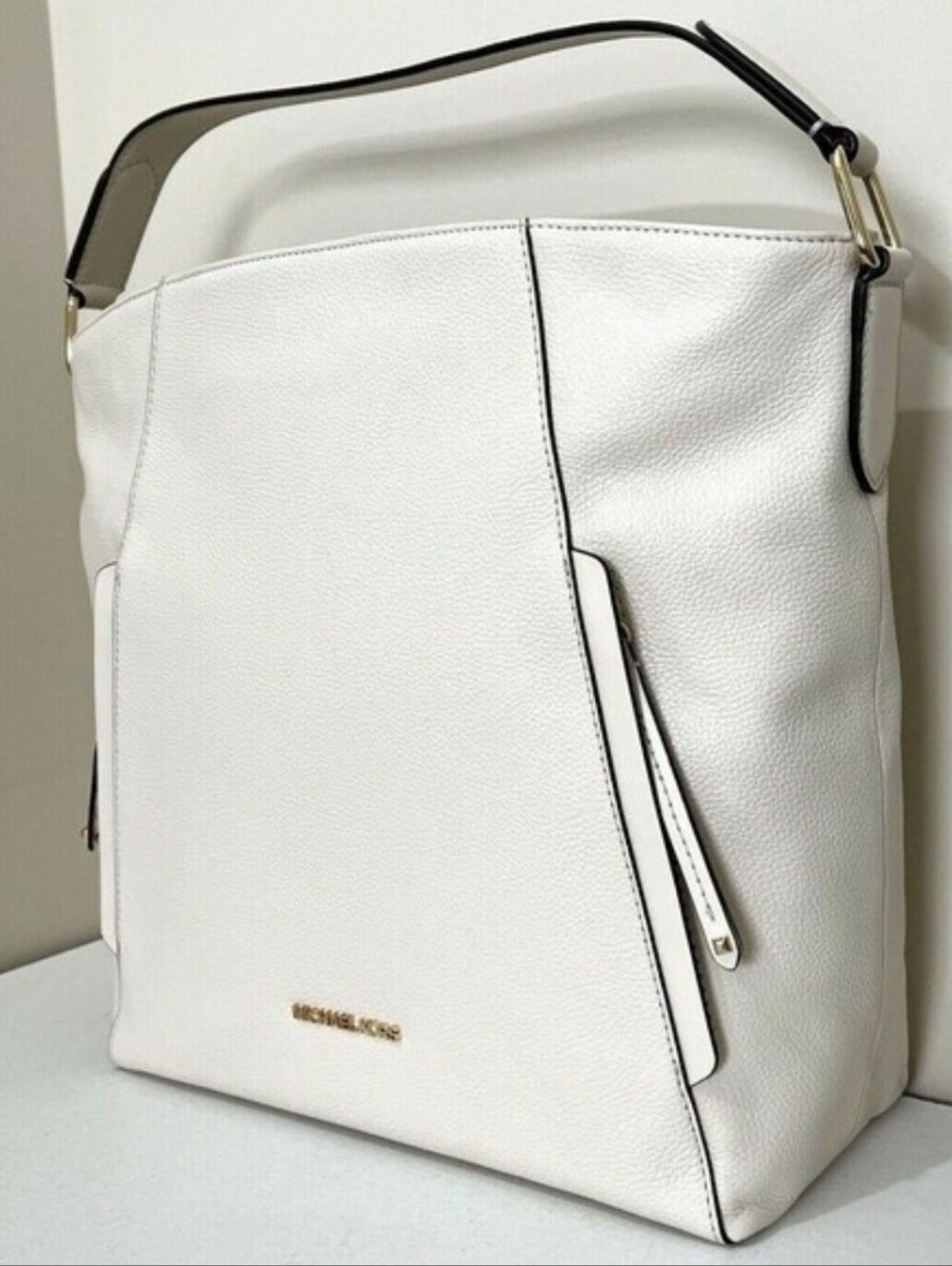 New With Tags Michael Kors Light Cream Pebble Leather Large Bag
